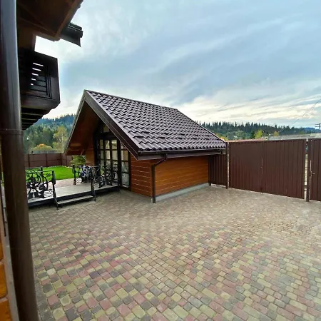 Villa Hostynnyy Dvir & Slavske