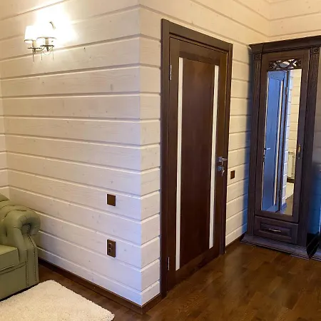 Hostynnyy Dvir & Vila