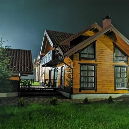 Villa Hostynnyy Dvir & *