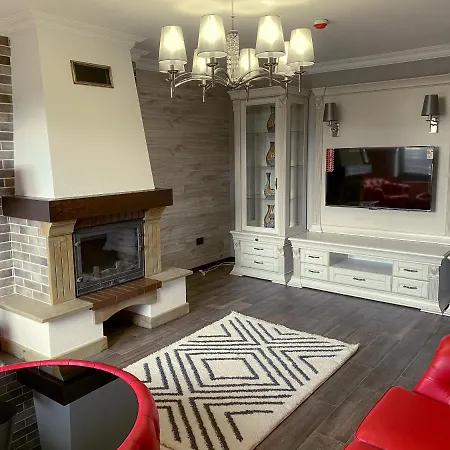 Hostynnyy Dvir & Vila