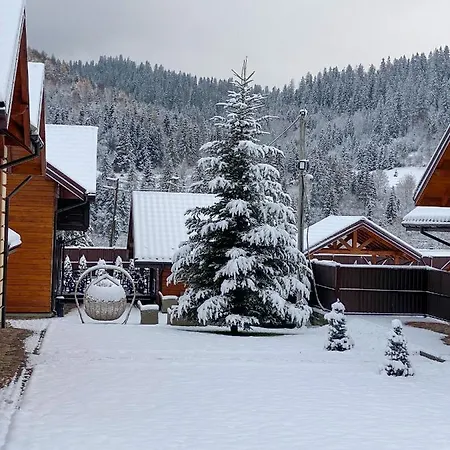 Villa Hostynnyy Dvir & Slavske